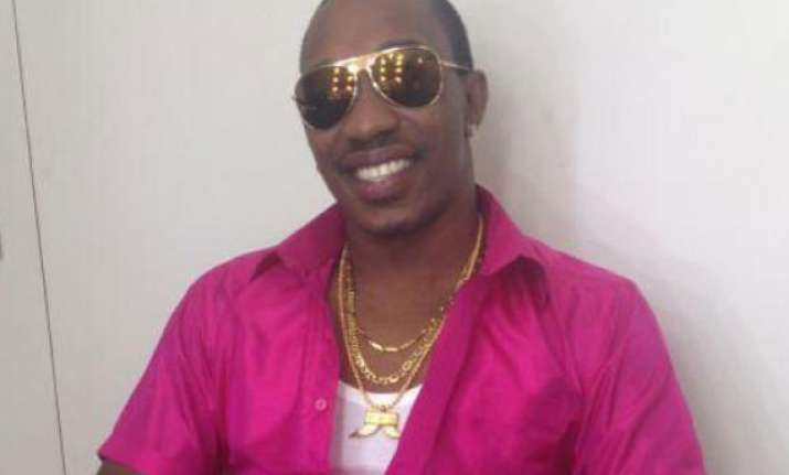 dwayne bravo shoots for ula on birthday