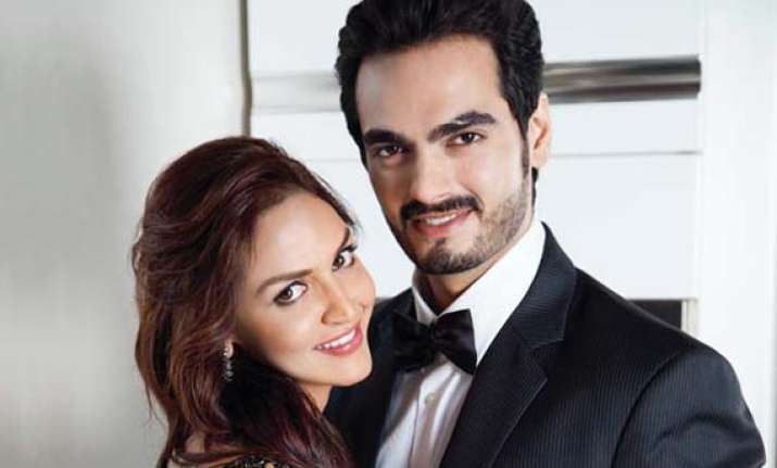 esha deol dismisses pregnancy rumours