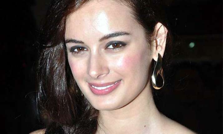 evelyn sharma declines jhalak dikkhla jaa offer
