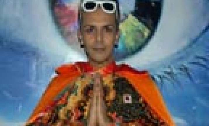 former bigg boss contestan imam siddique all set for b wood