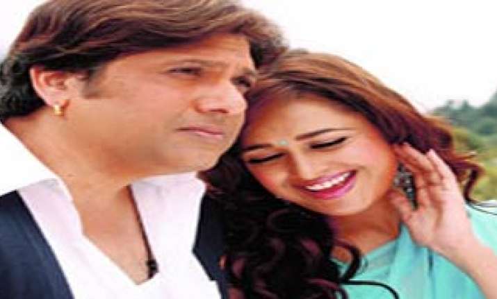 govinda does a suhaag raat scene with yuvika