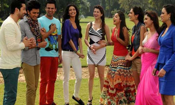 grand masti hits jackpot mints rs. 100 cr