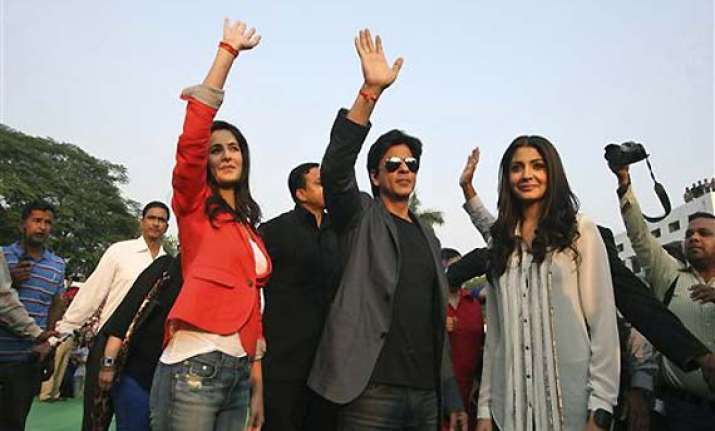 grand opening for jab tak hai jaan son of sardar may join