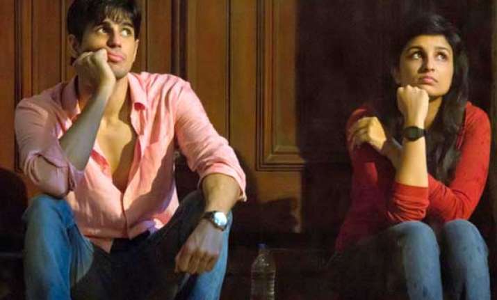 hasee toh phasee box office collection rs 21.30 cr in india