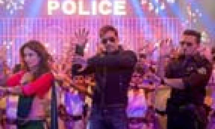 honey singh unhappy with aata majhi satakli s composition