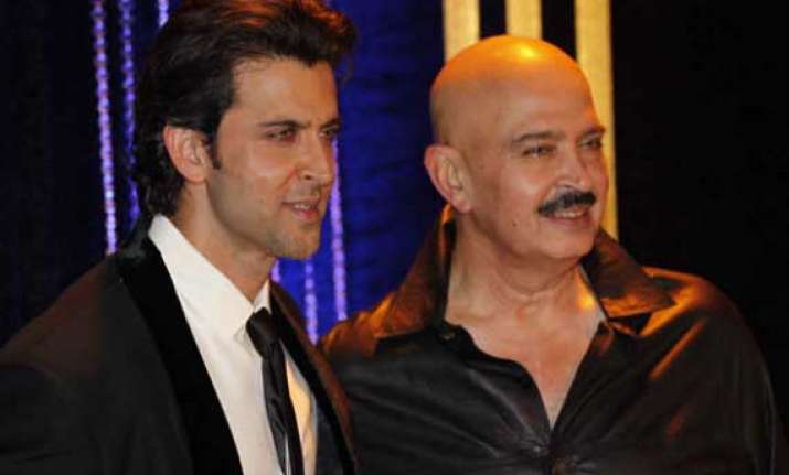 hrithik roshan gets emotional at to dad with love book