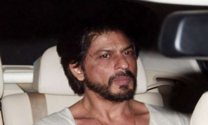 delhi govt urges wives of srk ajay govinda to stop them