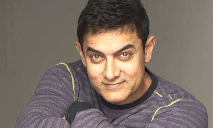 response to aamir s casting tweet makes server crash