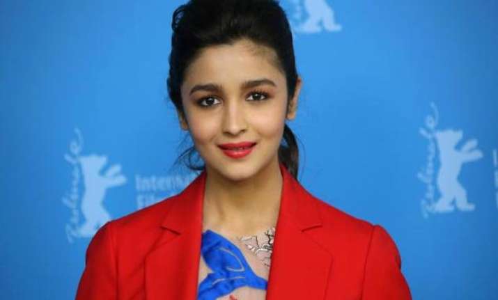 it runs in the family alia on father s singing debut