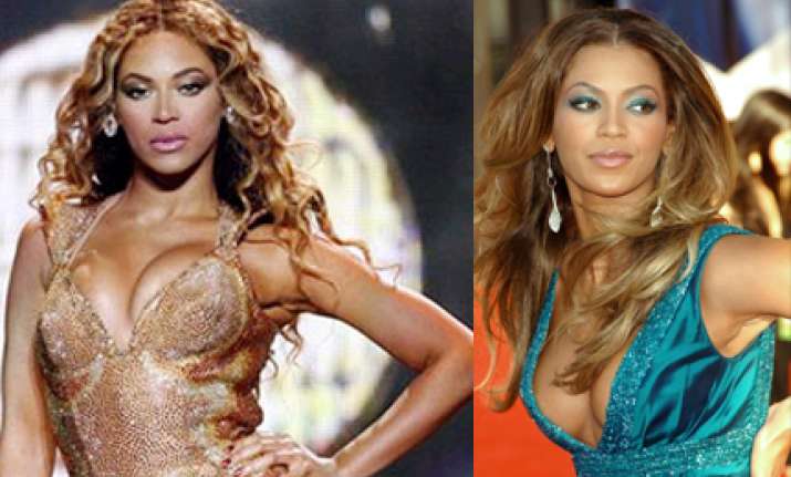 beyonce knowles beats lindsay lohan in dressing room tussle
