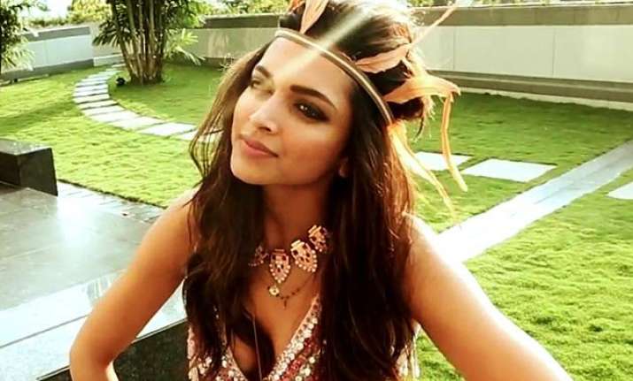 beauty with brains piku teaser is deepika padukone s