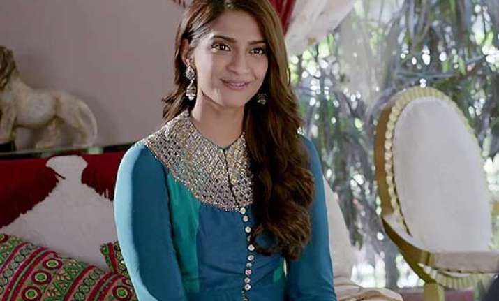 sonam can carry anything on her shoulder abhishek dogra