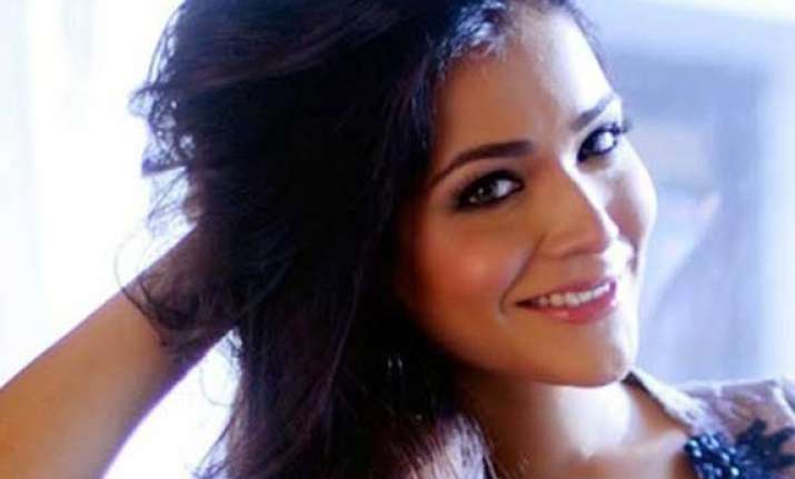humaima malick happy to see indians welcoming talents from