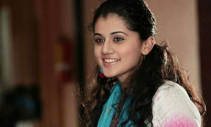 taapsee pannu is excited to work with amitabh bachchan