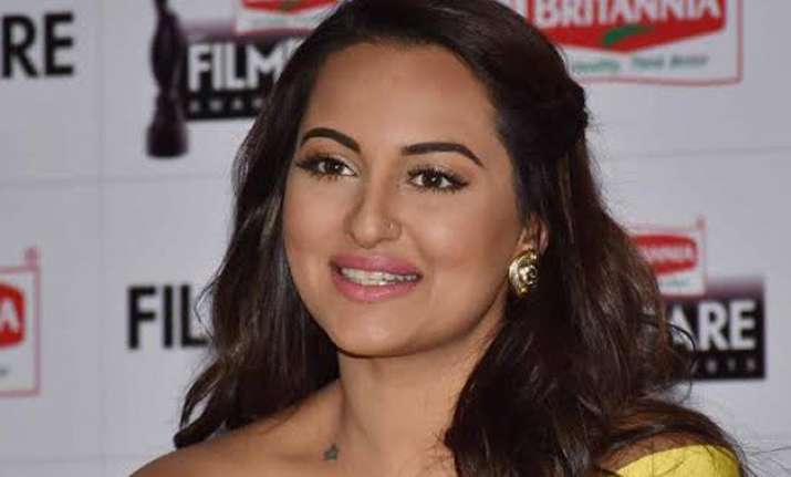 sonakshi sinha wants to work hard filmfare s best actress