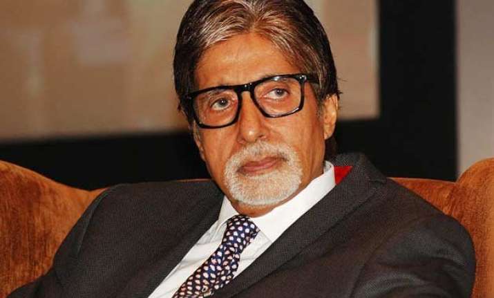 amitabh bachchan offers to promote road safety in