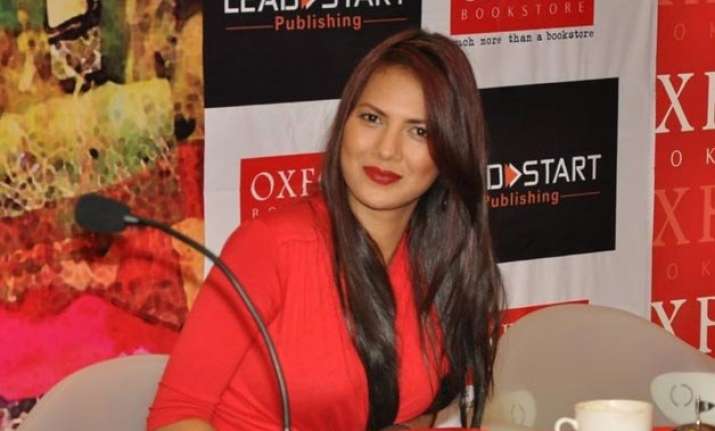 want to connect with hindi audience with bigg boss rochelle