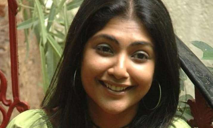 actress kamalinee feels women s role depreciated in telugu