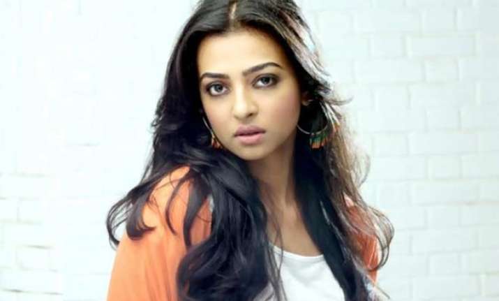 i m not competitive admits radhika apte