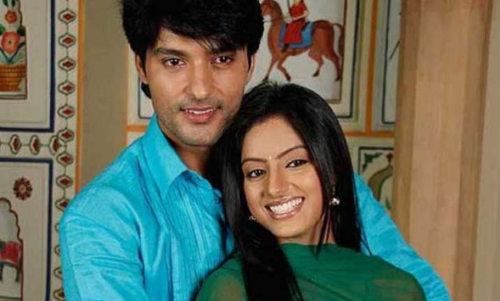 diya aur baati hum sooraj lays foundation stone of his new
