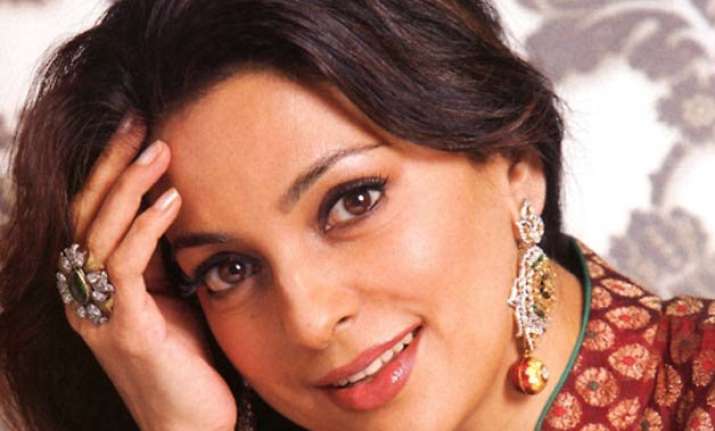 shabana azmi turns adviser to ill juhi chawla