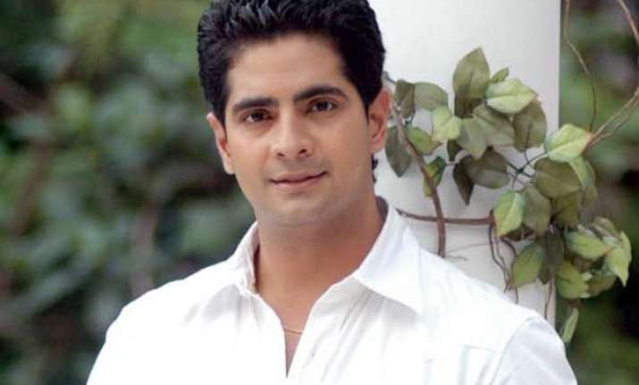 in cape town karan shopped away for wife