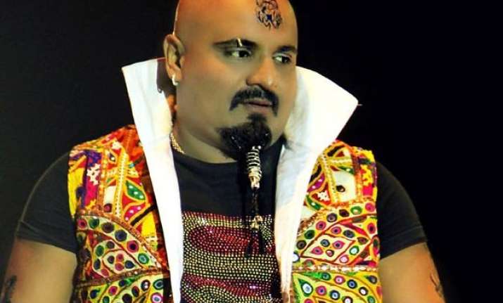 bigg boss 9 contestant no 14 arvind vegda gujarati folk