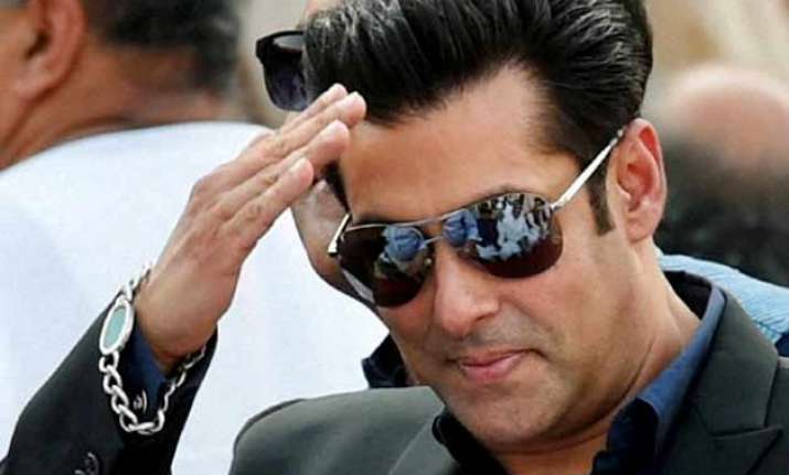 salman khan thanks up cm for making bajrangi bhaijaan tax