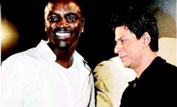 akon will be srk s guest in mannat