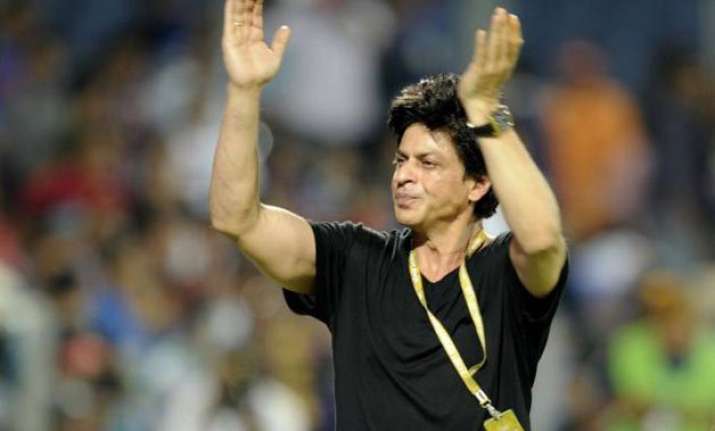 shah rukh khan will not be able to witness wankhede game