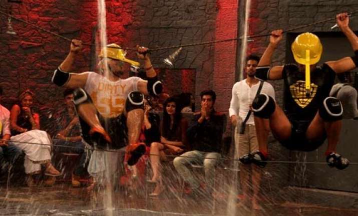 bigg boss 8 day 33 ali manipulates bb in captaincy task see