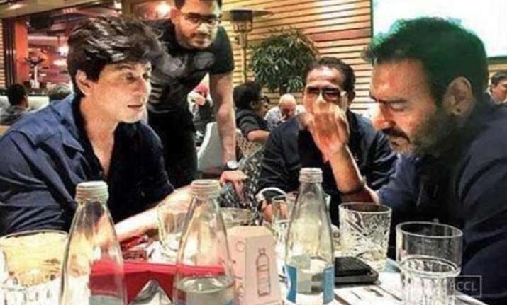 ajay devgn plays down meeting with srk in bulgaria