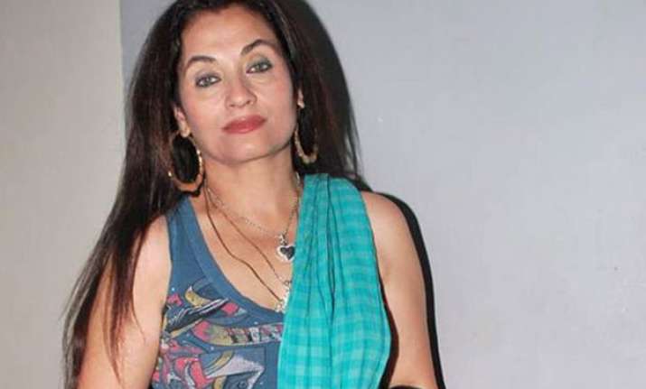 nikaah actress salma agha to make her debut on tv