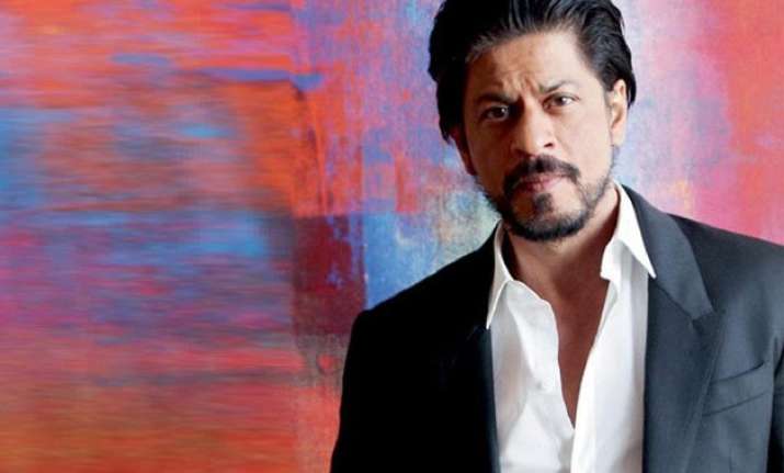 srk wraps dilwale shooting in iceland
