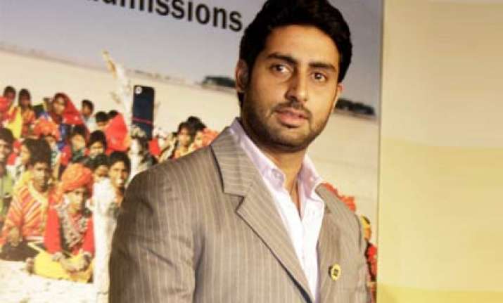 abhishek turns to comedy with hera pheri 4
