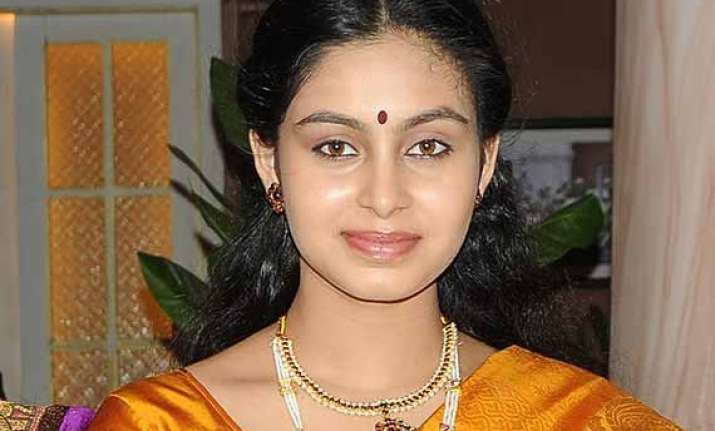 abhinaya excited with her b wood debut through balki s