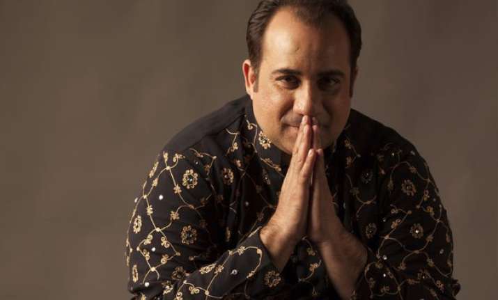 rahat fateh ali khan speaks up on deportation episode says