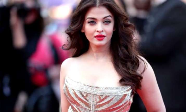 cannes 2015 aishwarya rai bachchan to launch first look of