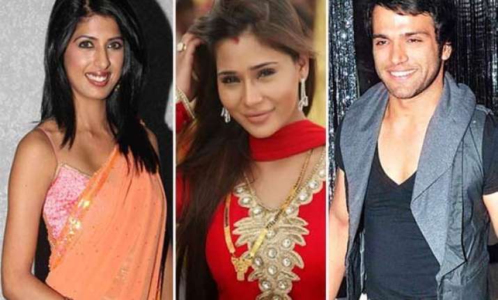 tv actors aishwarya sara and rithvik share their diwali