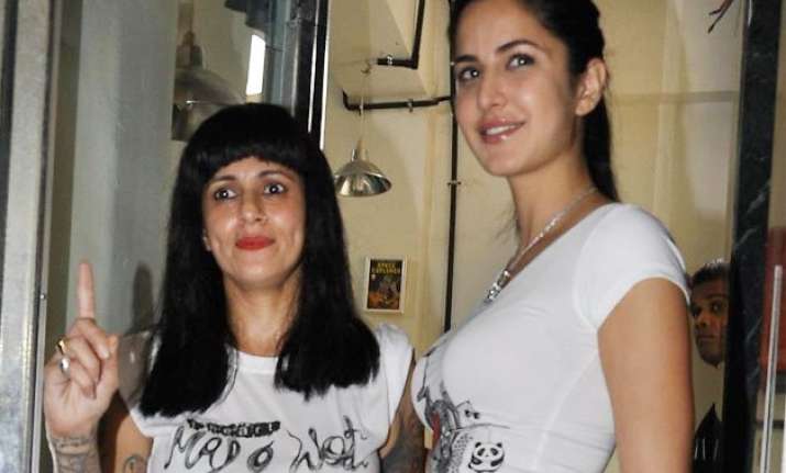 ace hair stylist sapna bhavnani calls katrina kaif racist