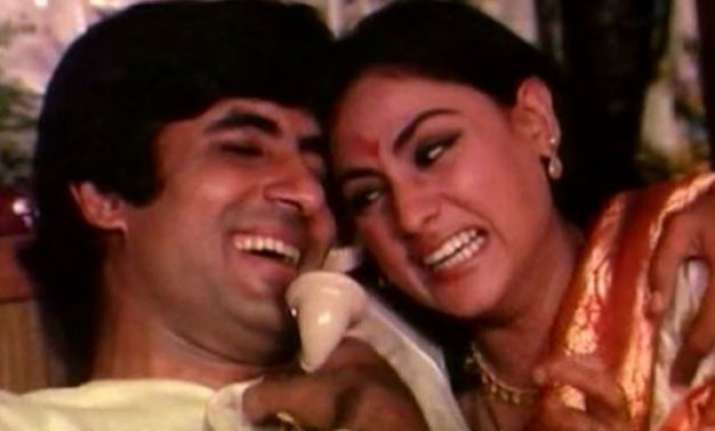 amitabh bachchan turns nostalgic as abhimaan completes 42