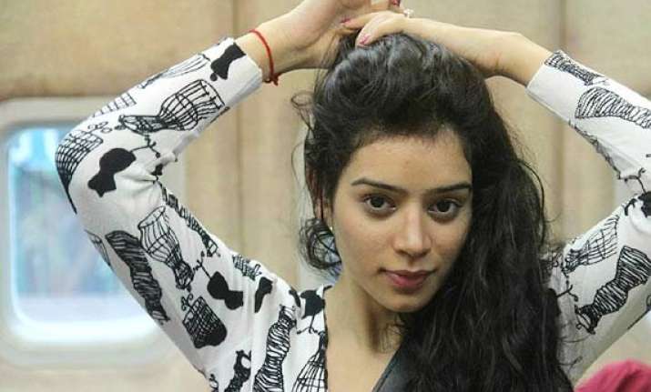 bigg boss 8 sukriti kandpal searching for work after