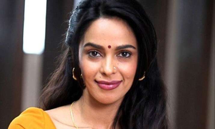 bigg boss halla bol mallika sherawat to promote dirty