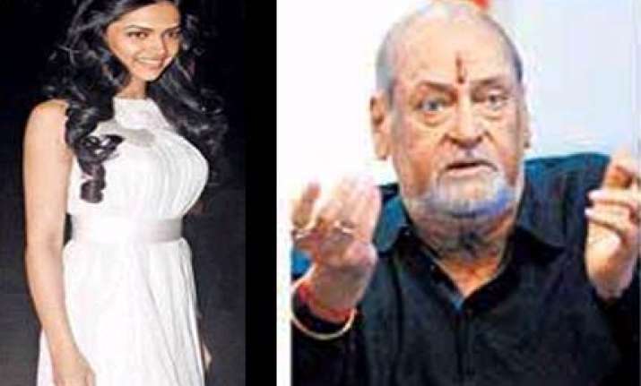 shammi kapoor asks deepika out for coffee via twitter