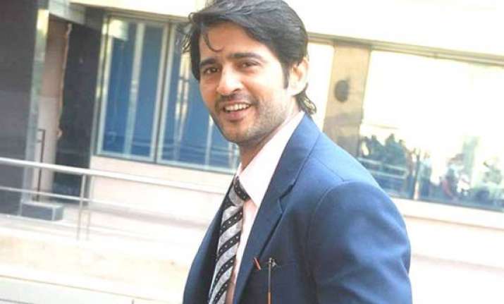 hiten tejwani loves to act with others wives