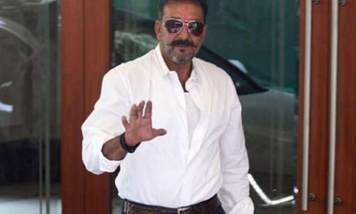 b town welcomes back sanjay dutt whole heartedly wishes him