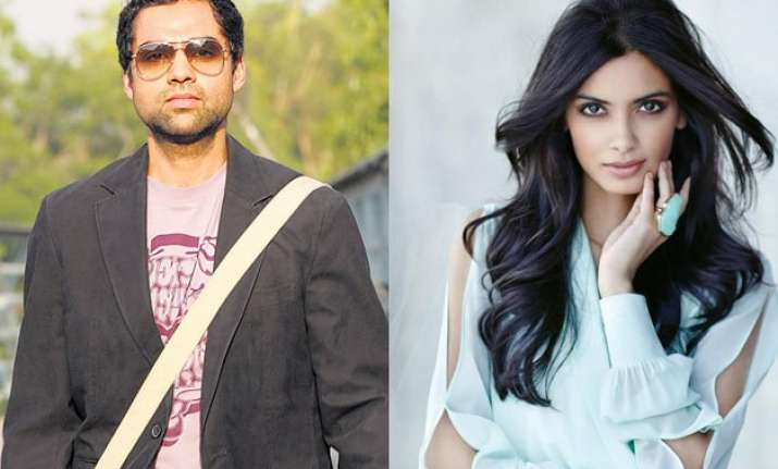 abhay deol diana penty go traditional in happy bhaag jayegi