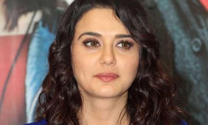 ask police says preity zinta to queries on ness wadia case
