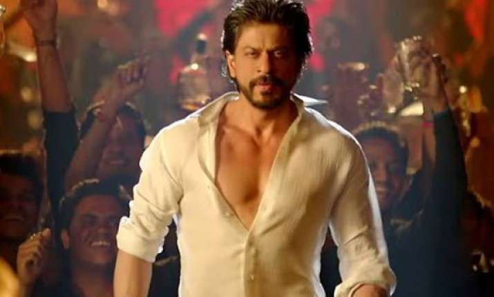 srk reacts after woman consumes acid for happy new year