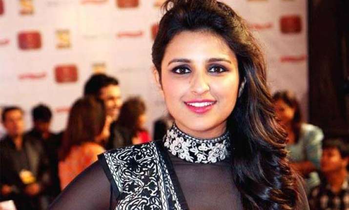 Parineeti Chopra hates comparison with sisters Priyanka and Mannara